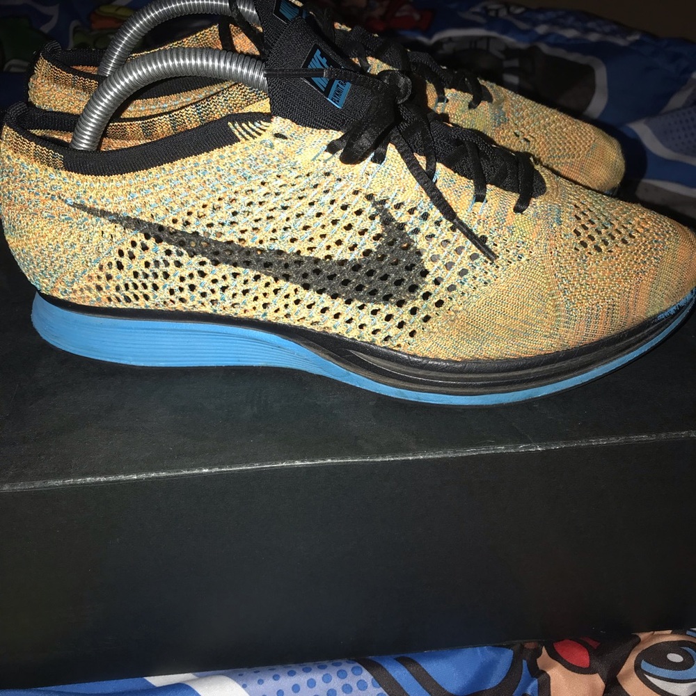 Nike Flyknit Racer